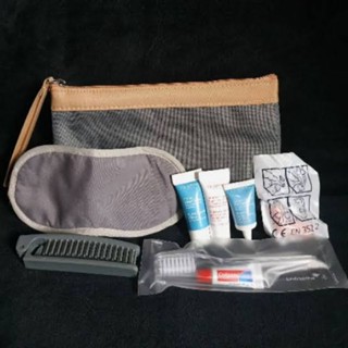 Clarins AMENITY KIT กระเป๋า ของแท้