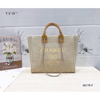 กระเป๋าสะพาย Chanel Tote canvas โลโก้ปัก