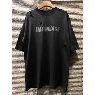 BALENCIAGA CAPS DESTROYED FLATGROUND T-SHIRT เสื้อยืดคอกลมแขนสั้น แบรนด์บาลองเซียก้า แต่งขาด