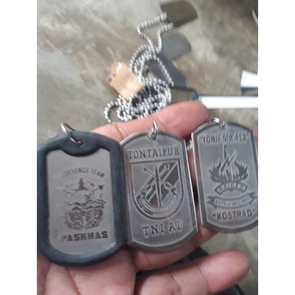 สร้อยคอ Tni*********