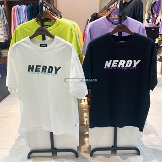 เสื้อยืดทรงหลวมสไตล์เกาหลี Nerdy สําหรับคู่รัก_05