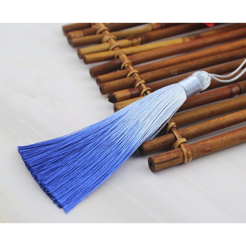 ขายส่ง พู่ไหมไล่ระดับสี สวยพิเศษ ยาว 10.5ซม. สีน้ำเงิน Sapphire (แพ็คคู่/ 2ชิ้น)