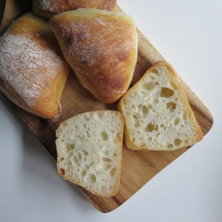 Ⓥ Sourdough Ciabatta (Rolls)