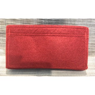 กระเป๋าจัดระเบียบ Louis vuitton จัดทรวสีแดงสภาพใหม่มือสอง รุ่น pm Favorite /LV แฟบเวอริช มือสองใหม่ไม่ได้ใช้งาน