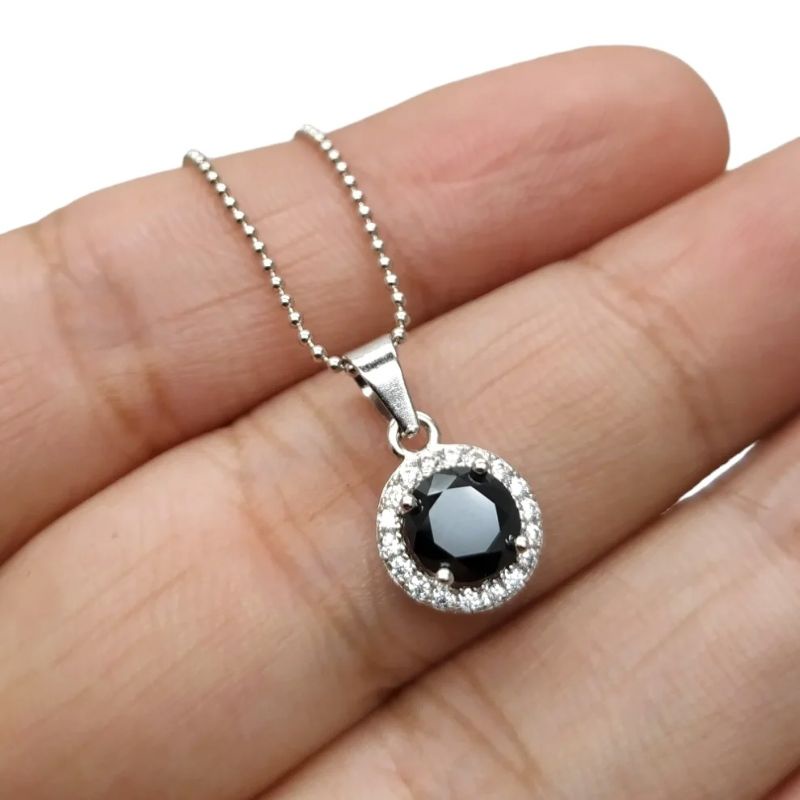 – จี้ เงินแท้ 92.5% งานส่งออก เม็ดยอดฝัง นิลแท้ ขนาด 6 มิล ฝังล้อมด้วยเพชรสวิส cz เกรด 5A (เฉพาะจี้) ช่วยขจัด พลังงานลบ