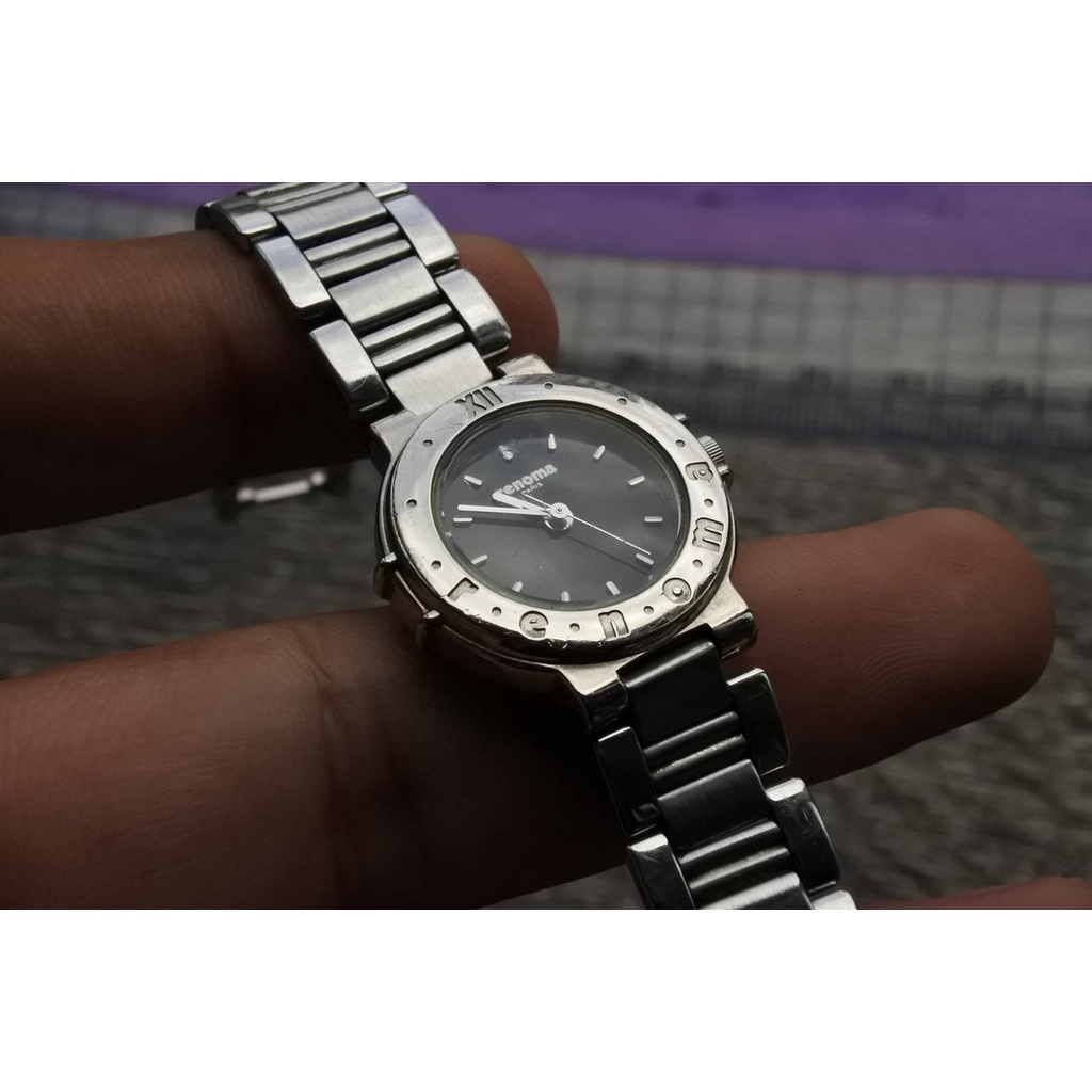 นาฬิกา Vintage มือสองญี่ปุ่น CITIZEN RENOMA ระบบ QUARTZ ผู้หญิง ทรงกลม กรอบเงิน หน้าดำ หน้าปัด 25mm