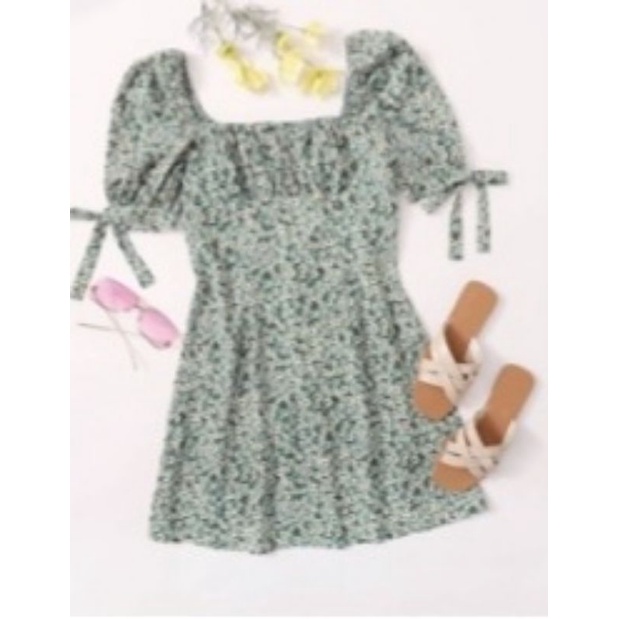 เดรสสีเขียวลายดอก Size 0XL  จาก Shein