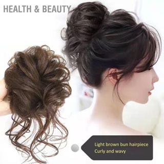 Health &amp; beauty Messy Bun Hairpiece ผู้หญิงแฟชั่นสีน้ำตาลอ่อนสังเคราะห์หยักลอน Updo สำหรับสวมใส่ทุกวัน