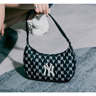 🇰🇷 กระเป๋า MLB Classic Monogram Hobo Bag มี 3 สี ดำ เบจ ฟ้า