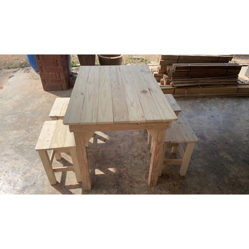 ชุดโต๊ะไม้พาเลท🙏🏻ชุด1600 รับ5ชุดขึ้นไปชุด1300🌈ขนาด 100*70*75 ✨งานดิบขัดแล้ว💥💥💥