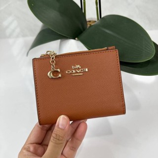 COACH (73876) SNAP WALLET WITH Crossgrain Leather