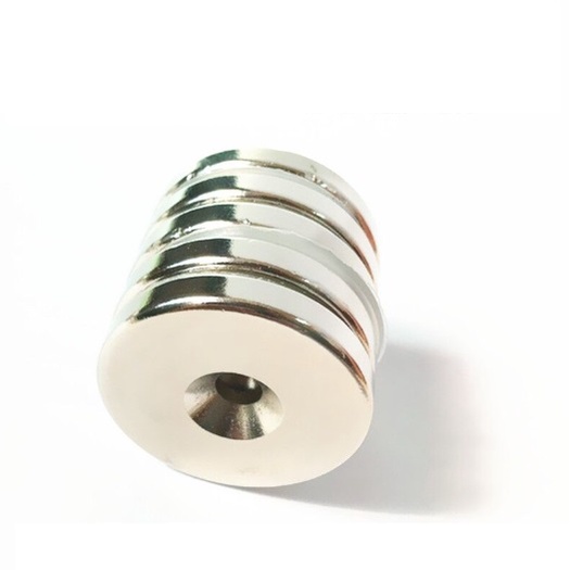 1ชิ้น แม่เหล็กแรงสูง 30x5รู5มิล กลมแบนมีรู 30*5รู5มิล Magnet Neodymium 30*5รู5mm แม่เหล็ก 30x5รู5mm 