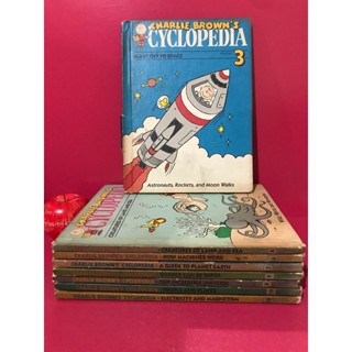 CHARLIE BROWNS CYCLOPEDIA  หนังสือมือสอง