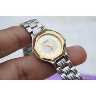 นาฬิกา Vintage มือสองญี่ปุ่น OPEL ระบบ QUARTZ ผู้หญิง ทรงกลม กรอบทอง หน้าทอง หน้าปัด 25mm