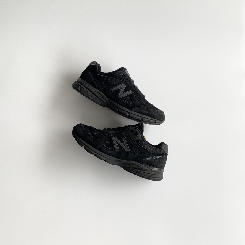 (ขายแล้วครับ)New Balance 990v4 Triple Black (Made in USA 🇺🇸)