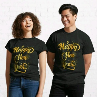 [S-5XL]ผ้าฝ้าย 100% Happy NEW YEAR เสื้อยืด - เสื้อปีใหม่ - เสื้อสุขสันต์วันปีใหม่