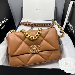 กระเป๋าสะพาย Flap bag 19 Micro chip Size 26cm