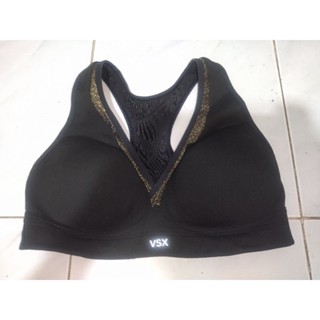 เสื้อครอป สปอร์ตบรา Victoria Secret ไซส์36C ยี่ห้อดีใส่ดีมากค่ะ ของแท้100% งานดิ้นทอง สวยๆเลยจ้า