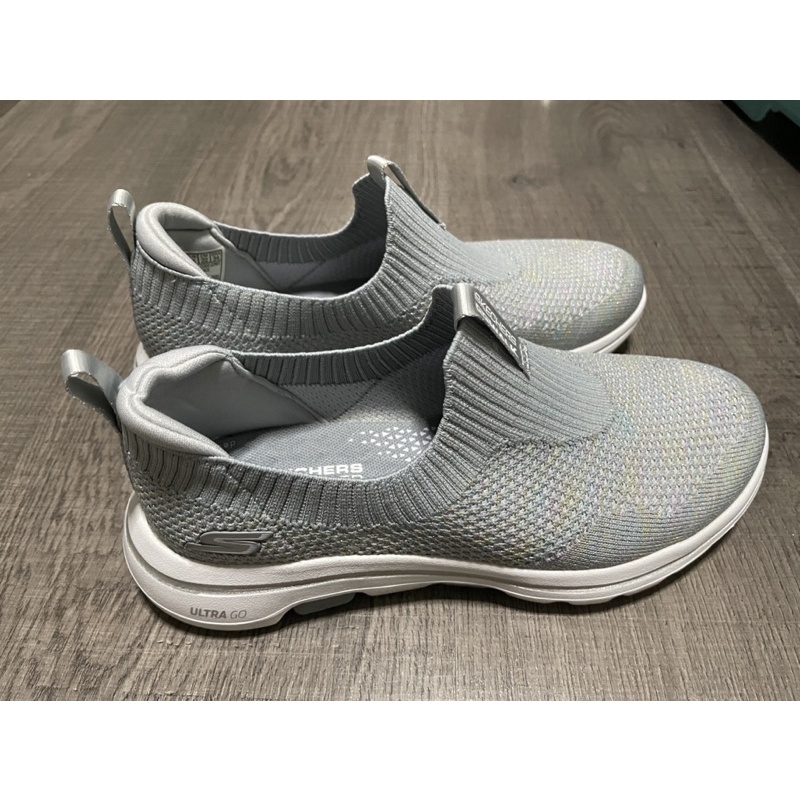 Skechers Woman’s GOwalk5 Sparkly สีเทา size US5 EUR35