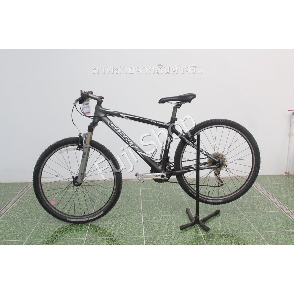 จักรยานเสือภูเขาญี่ปุ่น - ล้อ 26 นิ้ว - มีเกียร์ - คาร์บอน - มีโช๊ค - Giant XTC Compositec - สีเทา [จักรยานมือสอง]