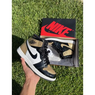 พร้อมส่ง NK Air Jordan 1 Retro High OG Gold Toe Black Gold AJ1 รองเท้าบาสเก็ตบอล 861428-007