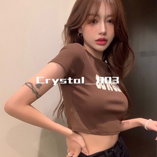 Crystal SS23🌸พร้อมส่ง🔥เสื้อยืด🍀เสื้อครอปแขนสั้นพิมพ์ลายตัวอักษรสำหรับผู้หญิง เสื้อยืดแขนสั้นสไตล์สาวฮอตสไตล์เกาหลีสำหรับผู PFWYP-6772#