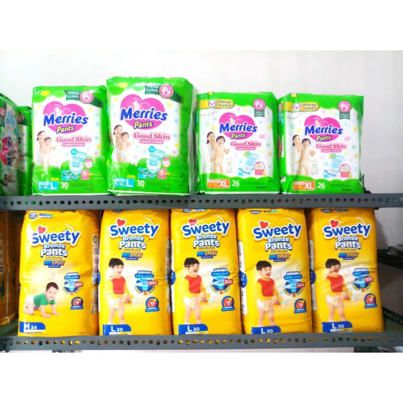 Pampers Merries Good skin S40 / M34 / L30 / XL26