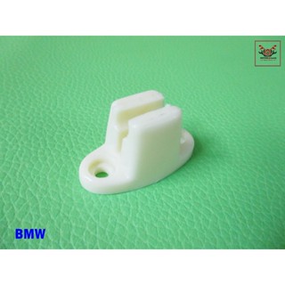 BMW "NEW" SUN VISOR BEIGE BRACKET ( 1 PC. )  //  กิ๊บล็อคที่บังแดด สีขาว (1 ตัว) สินค้าคุณภาพดี