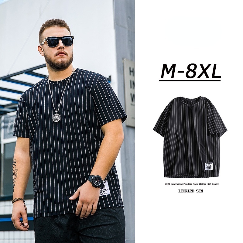 เสื้อยืดแขนสั้น ลายทางแนวตั้ง ขนาดใหญ่ โอเวอร์ไซซ์ สีดํา แฟชั่นสําหรับผู้ชาย ไซซ์ M-8XL