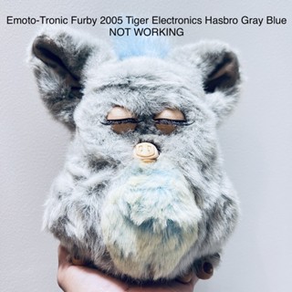 ตุ๊กตา เฟอร์บี้ Emoto-Tronic Furby 2005 Tiger Electronics Hasbro Gray Blue NOT WORKING เครื่องไม่ติด ราคาในเว็บสูงมากๆ