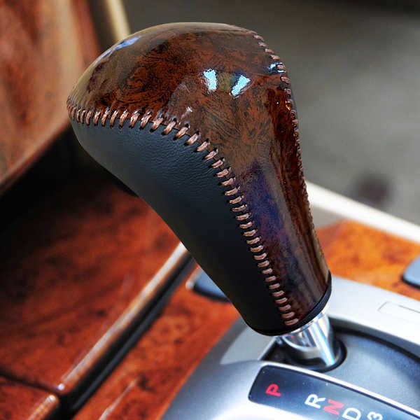 เหมาะสําหรับ ฮอนด้า 08-13 รุ่นที่แปดฝาครอบเกียร์หนัง สอดคล้อง 11-16 ปีเพลงบทกวีรูปแบบฝาครอบเกียร์เบรกมือ