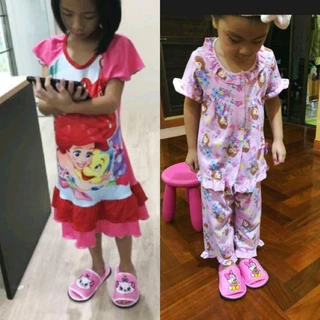 รองเท้าเด็กใส่เดินในบ้าน พื้นบาง นุ่ม ใส่สบาย ลายการ์ตูนน่ารัก ขนาด 22 cm