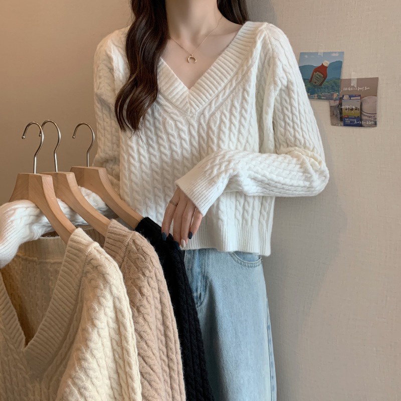 เสื้อสเวตเตอร์ไหมพรม แขนยาว คอวี ผ้านิ่ม ใส่สบายมาก