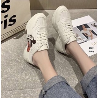 8989 รองเท้าผ้าใบเปิดส้น ใส่กับชุดไหนก็แมท