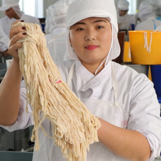 ไส้หมูหมักเกลือ ขนาด36/38 (ไส้สั้น)มีความยาวรวม30เมตร เฉลี่ย…