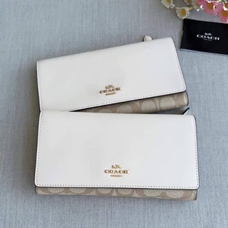 กระเป๋าสตางค์ผู้หญิง ใบยาว สวยมากกก 
มี 2สี สีขาว /สีน้ำตาล 

Slim Trifold Wallet In Signature Canvas