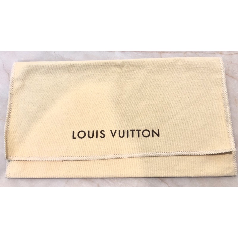 ถุงผ้า LV ใส่กระเป๋าใบยาว 13*23 cm ของแท้หลุยส์มือสอง