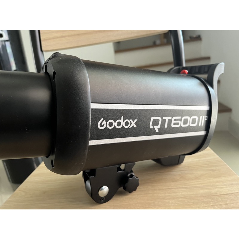 แฟลช Godox QT600ii m