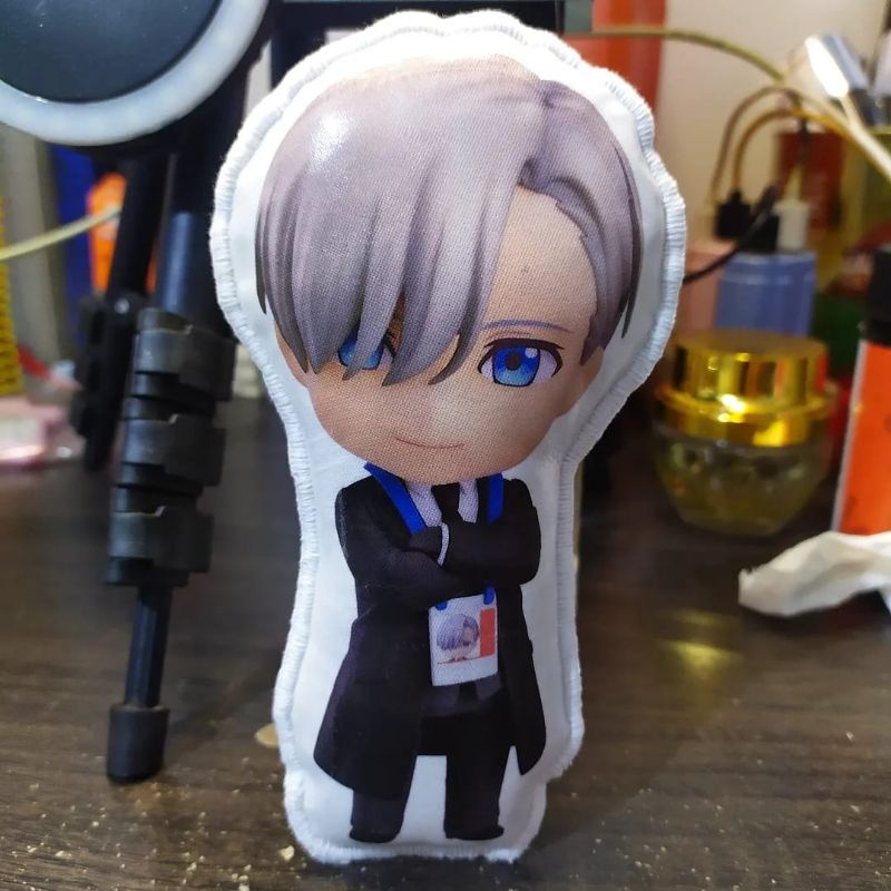 Super Cute Bestie Nendoroid Pillow Doll Yuri On Ice Victor Nikiforov Coach Version Anime Manga