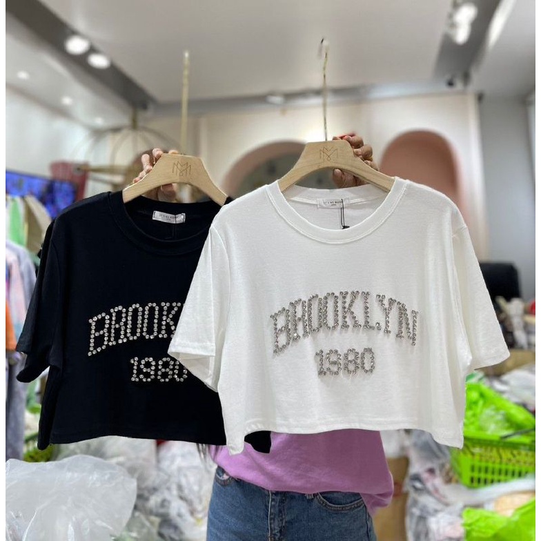 เสื้อครอปแต่งหมุดเพชร Brooklyn 1980 🍭 ป้าย it's me basic
