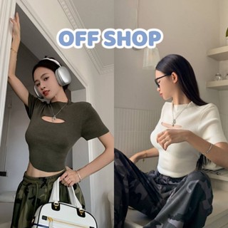 OFF SHOP พร้อมส่ง (OFF-6A88)  เสื้อไหมพรม แขนสั้น ดีเทลเว้าหน้าอกเล็กๆเกาหลีสุดๆ