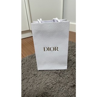 ถุงกระดาษ Dior จากเคาน์เตอร์แท้ 100% โลโก้ทอง