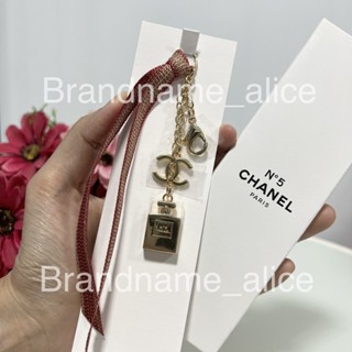 แท้💯 พวงกุญแจ Chanel holiday key ring อะไหล่สีทอง