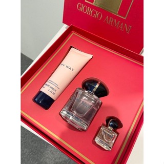 GIORGIO ARMANI MY WAY SET  (PERFUME+BODY LOTION) ▪️ 75-50-7ml  ▪️ INBOX ซีล1,940.- ▪️ ส่งฟรี