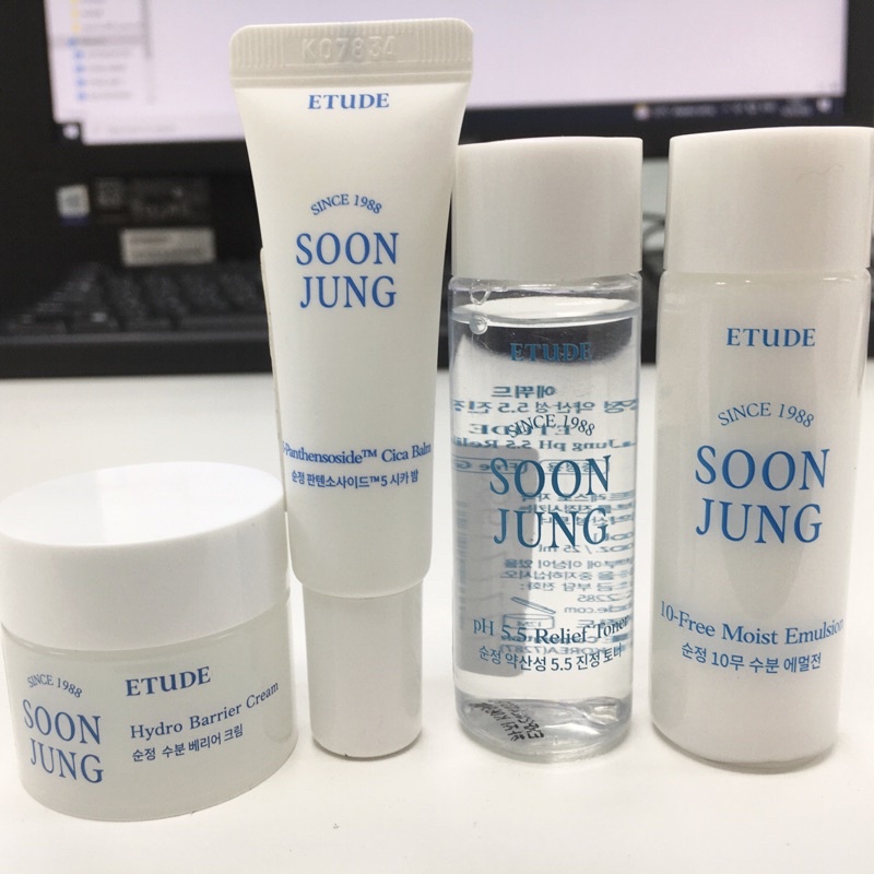 [สำหรับผิวแพ้ง่าย] หน้าใสอย่างเป็นธรรมชาติ Etude House Soon Jung Skin Care Trial Kit 4 ชิ้น