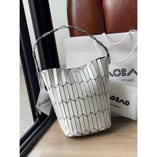 📮@1,850.-(Large)🔥🔥Chinese New Year Sale 9 % +🚛 ส่งฟรี EMS 🚛🔥🔥💯Baobao Issey Miyake Large Bucket