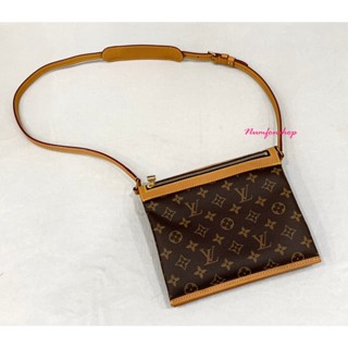 Louis Vuitton Monogram Saumur Messenger PM ปี2019