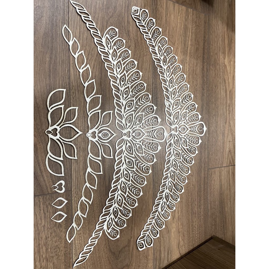 ตัดสําเร็จ MISS UNIVERSE THAILAND 2022 (NOT A READY-MADE CROWN)