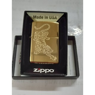 ZIPPO 29884  TATTOO TIGER DESIGN  HIGH POLISH BRASS LASER ENGRAVE ของใหม่  มาพร้อมกล่องตรงรุ่น รับประกันของแท้