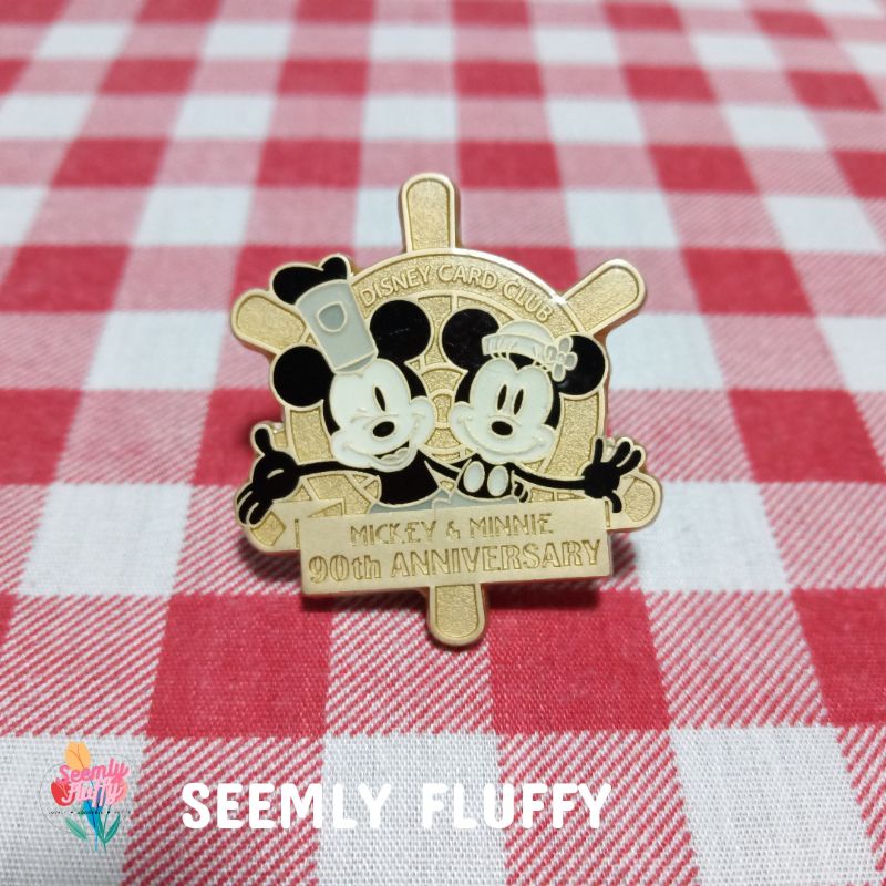 🐭 พิน มิกกี้ มินนี่ เมาส์ Pin Mickey & Minnie 90th Anniversary Disney Card Club 2019 3.5 cm.